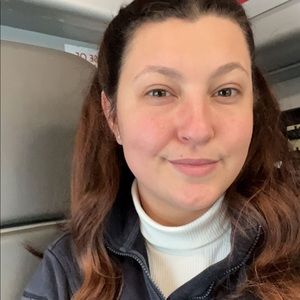 Meet your Posher, Valerie